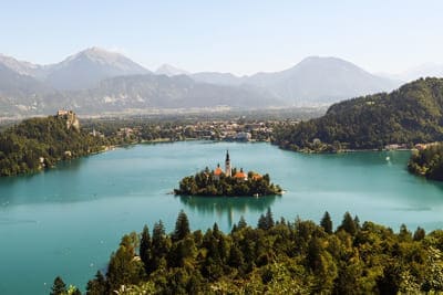 Bled, lago de leyendas y pinturesca naturaleza Alpina